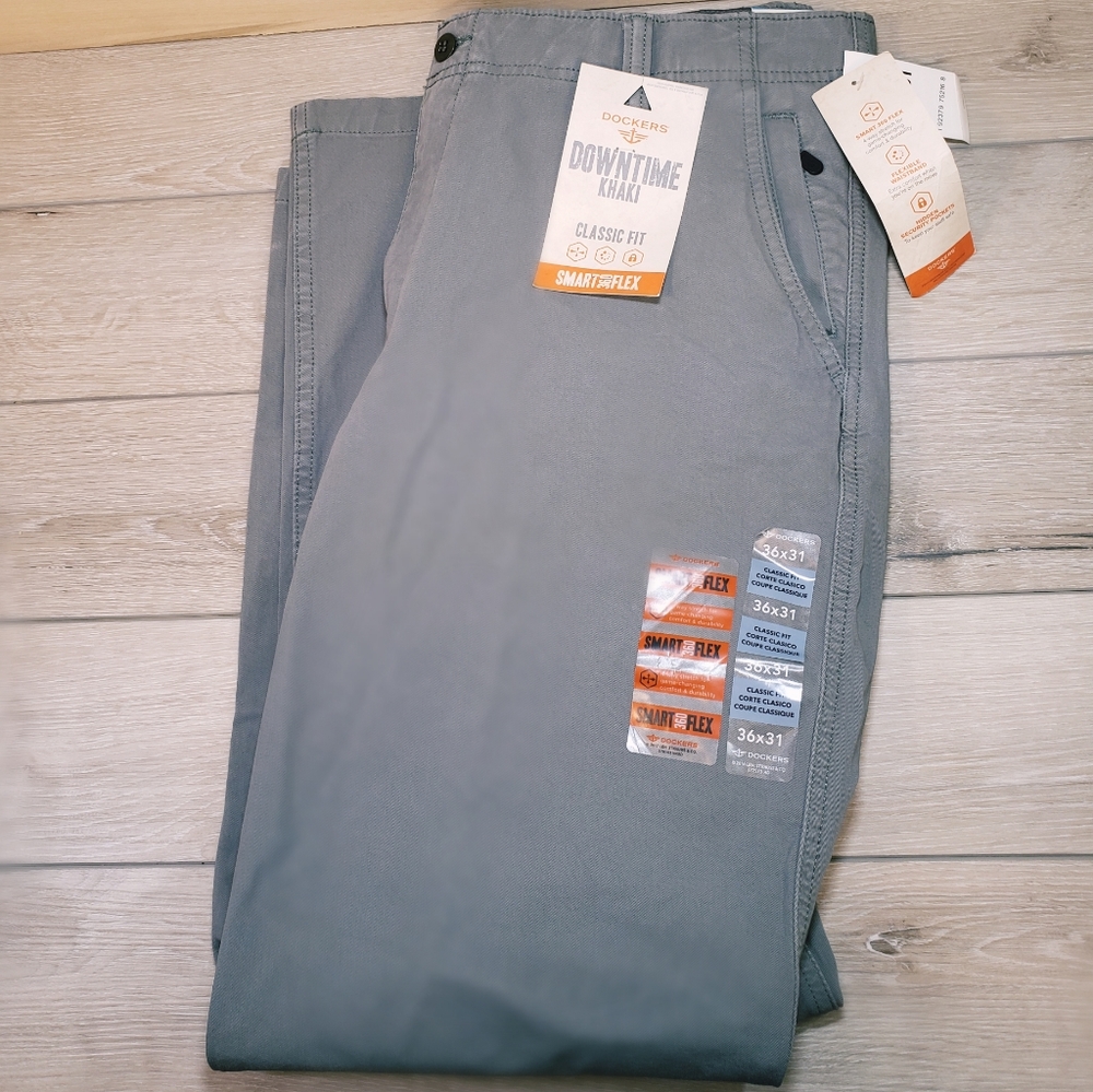 Classic Fit Downtime Khaki Smart 360 Flex Pant